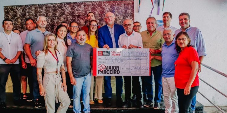 Cícero Lucena libera recursos para apoiar o Prontovida e retorno do Bancarte