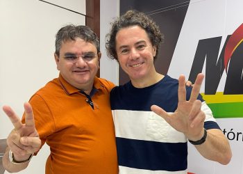 Prefeito Evandro Maia, de Belém do Brejo do Cruz, assina ficha de filiação ao MDB