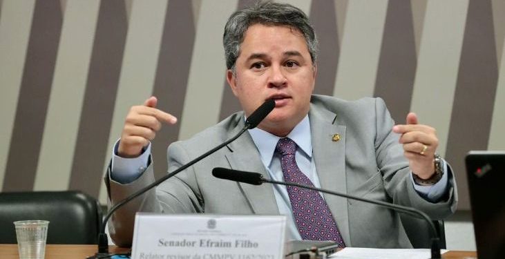 Efraim Filho garante mais de R$ 5 milhões em recursos para saúde e infraestrutura na Paraíba