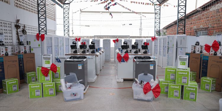 Prefeitura de Cabedelo adquire eletrodomésticos, equipamentos e utensílios de cozinha para Unidades Escolares