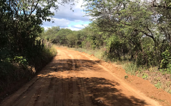 Prefeitura de Cajazeiras conclui recuperação de estradas da região Oeste