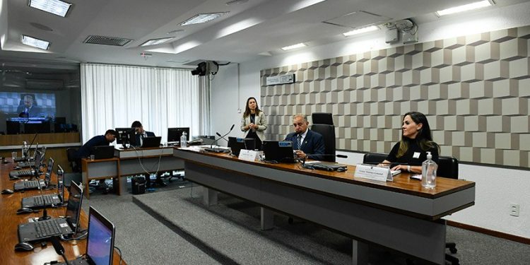 Na CE, especialistas pedem que novo cálculo da merenda não reduza recursos