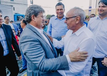 João Azevêdo garante que não há ruídos na aliança entre PP e PSB
