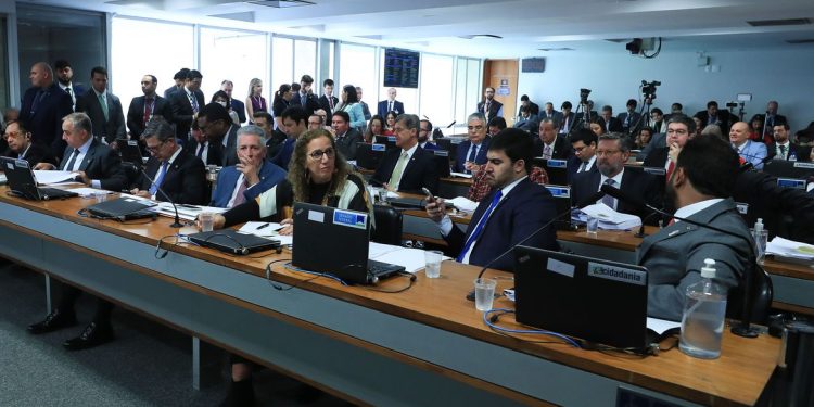 CPMI do Golpe interroga ex-PRF acusado de interferir na eleição