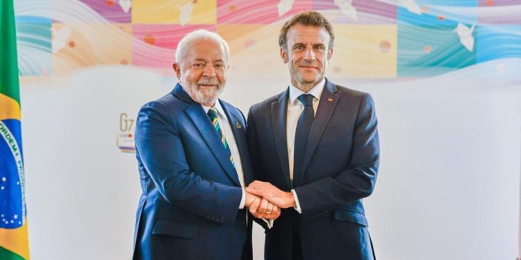 Lula e Macron se reúnem neste mês em cúpula sobre pacto financeiro