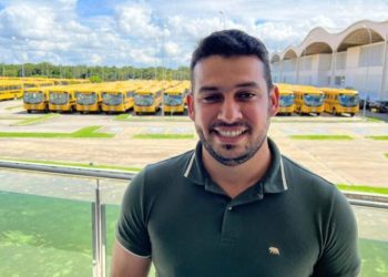 Prefeito parabeniza ação do Gaeco que tem como alvo sua esposa: “Estou muito tranquilo”