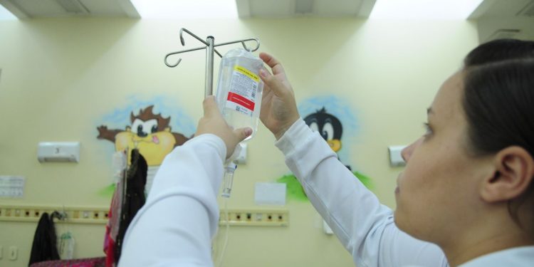 STF vai retomar análise do piso salarial da enfermagem nesta sexta