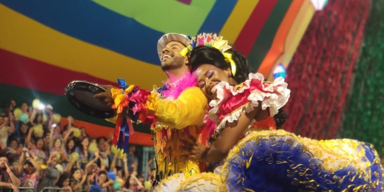 Bruno Cunha Lima assina convênio de destinação de verbas para quadrilhas juninas nesta segunda-feira