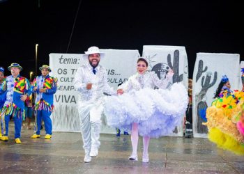 Juninas do Grupo B desfilam beleza e tradição em evento marcado pela segurança e organização