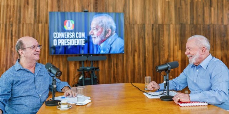 Em fala para jovens, Lula reforça importância da educação e do ENEM