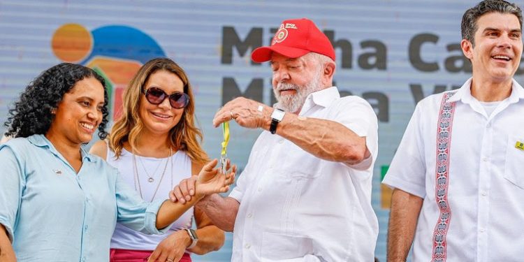 Em Abaetetuba – PA, Lula anuncia novidades para o Minha Casa, Minha Vida