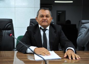 Após denúncia de Adriano Martins, Zé Baixinho é considerado inelegível pelo TRE-PB