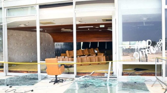 8 de janeiro: Governo quer que manifestantes que depredaram prédios paguem pelo prejuízo