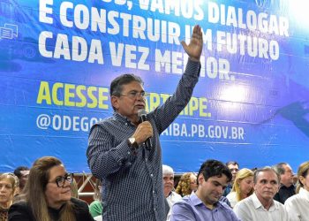 Adriano Galdino participa de audiência do ODE em Pedras de Fogo