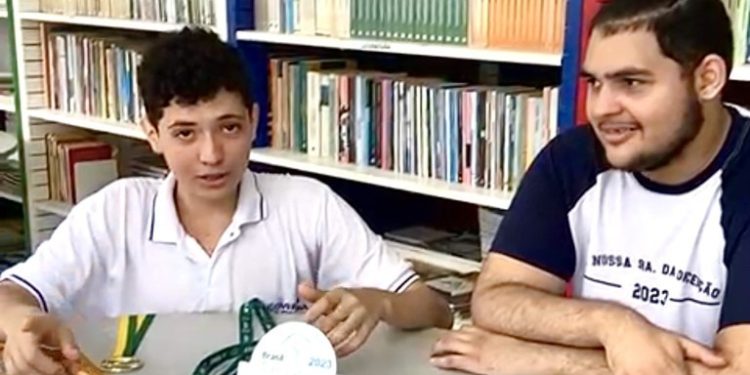 Alunos da ECI de Belém do Brejo do Cruz são premiados em concurso de matemática de nível internacional