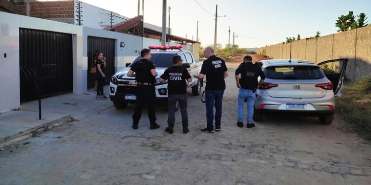 Polícia Civil prende em Patos suspeito de integrar quadrilha que desviou quase meio milhão de banco