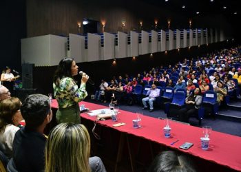 Seminário apresenta programa emergencial sobre atendimento do Cadastro Único