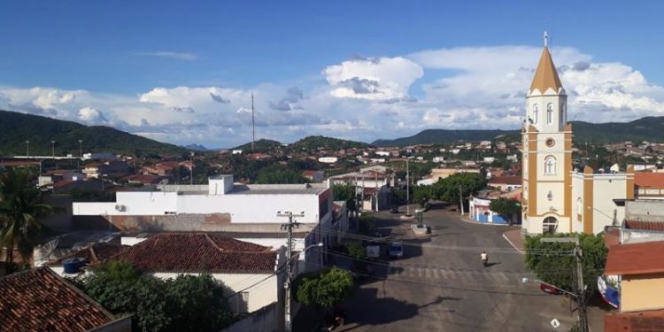 Ex-prefeito é investigado pelo Ministério Público por desvio de recursos na Covid-19