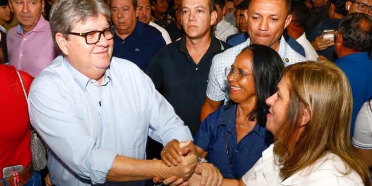 João Azevêdo participa de plenária do ODE em Sousa e anuncia investimentos superiores a R$ 13 milhões na região