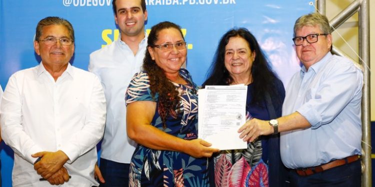 João Azevêdo participa de plenária do ODE em Sousa e anuncia investimentos superiores a R$ 13 milhões na região