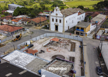 Serviços da Praça Nossa Senhora da Assunção, em Alhandra, seguem em ritmo acelerado