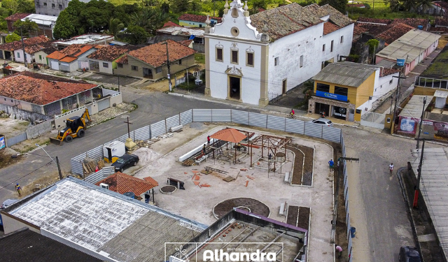 Serviços da Praça Nossa Senhora da Assunção, em Alhandra, seguem em ritmo acelerado