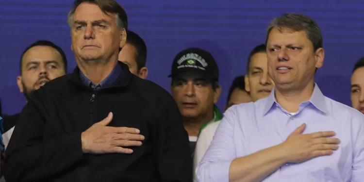 Bolsonaro afirma estar chateado com Tarcísio por apoio a reforma tributária