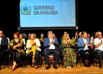 Cícero Lucena participa de lançamento de políticas públicas pela ministra das Mulheres na Paraíba