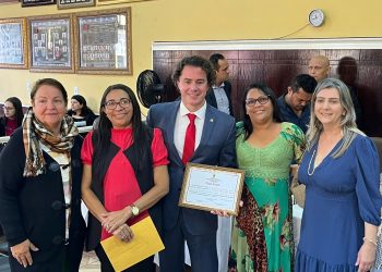 Ao receber título de cidadão de Areia, Veneziano agradece reconhecimento e reafirma compromissos com a cidade e com o municipalismo