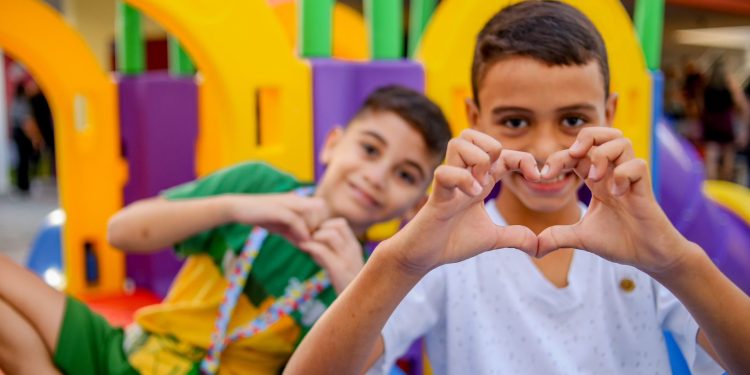 Pioneirismo: Bruno inaugura a 1ª Clínica Escola do Autismo do Norte e Nordeste