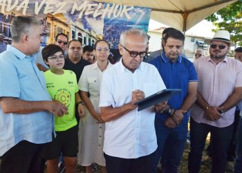 Cícero Lucena assina ordem de serviço de nova Unidade de Saúde em Gramame