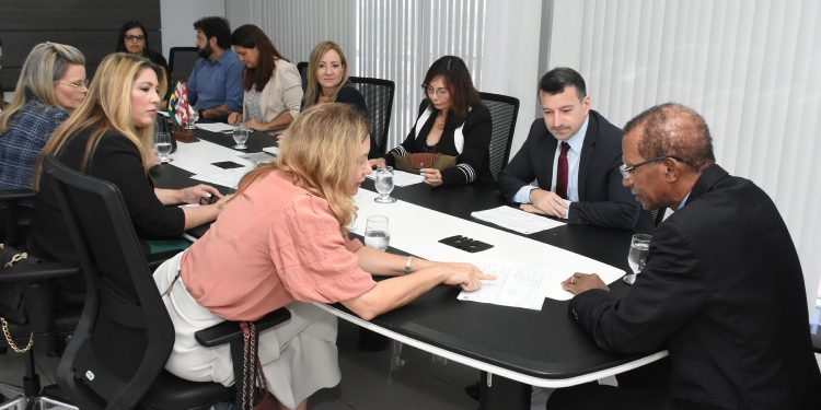 Presidente do TJPB apresenta projeto do Complexo da Infância e Juventude ao procurador-geral de Justiça