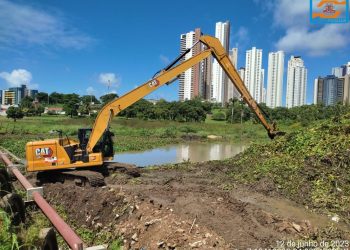 Defesa Civil retira mais de 350 toneladas de material dos rios no primeiro semestre