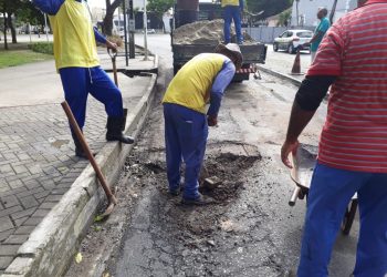 Seinfra realiza serviços manutenção de galerias, Operação Tapa-Buraco e iluminação pública em 25 bairros