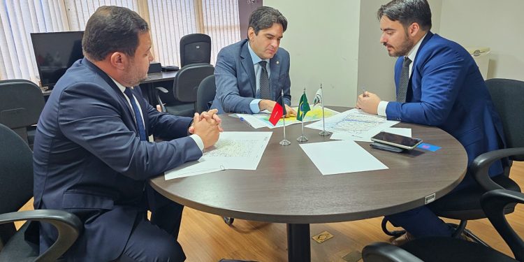 Murilo solicita expansão de cobertura da Tim para distritos de várias cidades paraibanas