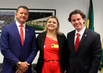 “Uma parceria incrível”, diz prefeito de Serra Redonda sobre a atuação municipalista de Veneziano