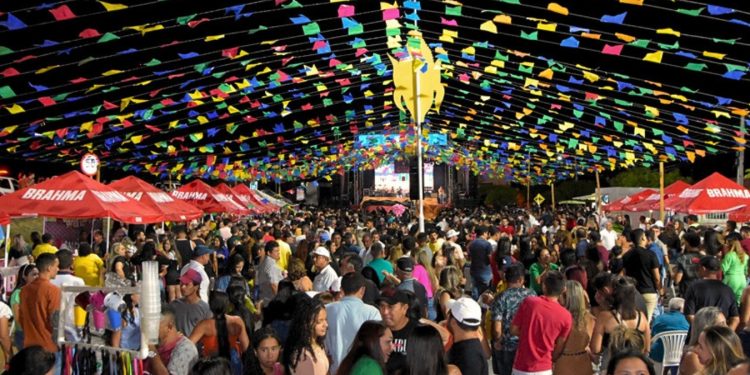 I Festival Gastronômico da Galinha de Capoeira atrai grande público em Patos