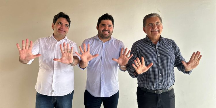 Murilo Galdino participa de audiência do OD com o governador e visita amigos em Itaporanga