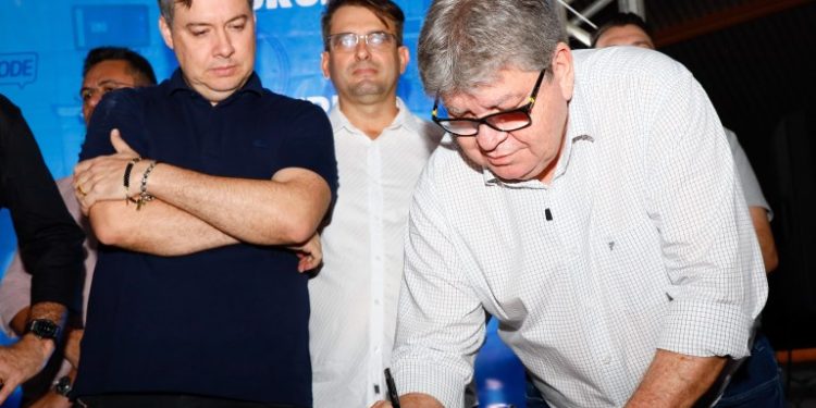 João abre ciclo de audiências do Orçamento Democrático e apresenta diversas ações para a 9ª Região Geoadministrativa