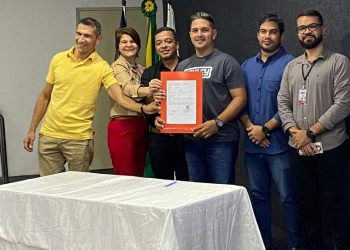 Governo do Estado assina contratos do Empreender para apoiar comerciantes da Festa das Neves