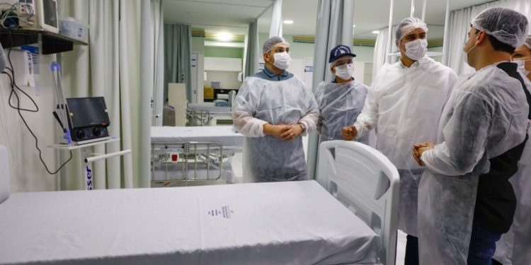 Lucas Ribeiro visita UTI de Catolé do Rocha e destaca interiorização dos serviços de saúde