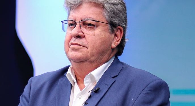 João rebate críticas de Walber por pernoite em Lisboa: “Ou é ignorância, ou é má fé”
