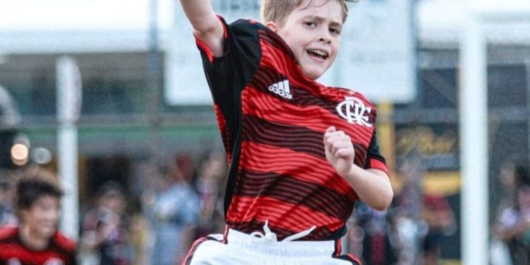 Jogador filho de paraibanos desponta como artilheiro do sub-9 do Flamengo