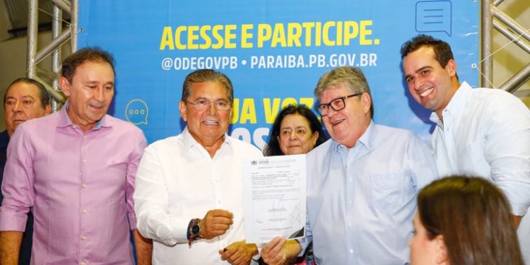 João Azevêdo participa de plenária do ODE em Sousa e anuncia investimentos superiores a R$ 13 milhões na região