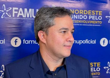 Efraim Filho garante que União Brasil disputará eleição na Capital em 2024