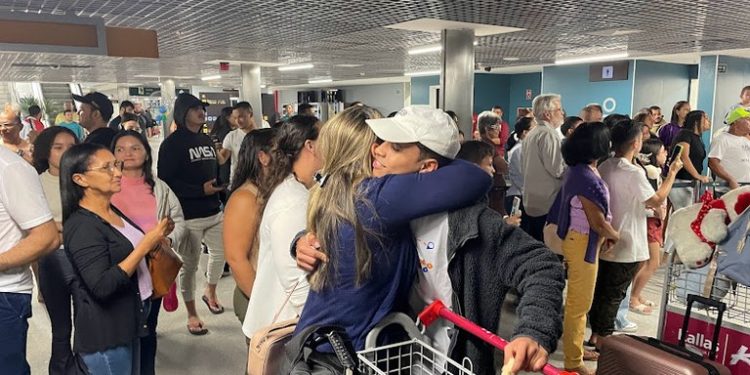 Conexão Mundo: estudantes da rede estadual desembarcam na Paraíba após intercâmbio no Chile