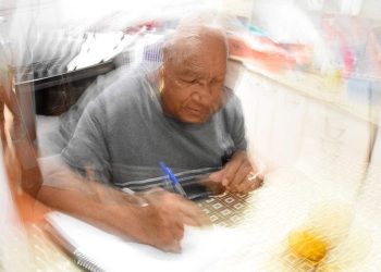 Projeto estuda atendimento prioritário para pessoas com doença de Parkinson