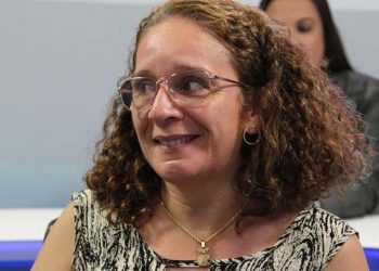 Ex-secretária estaria acusando ex-deputado estadual de não pagar pensão