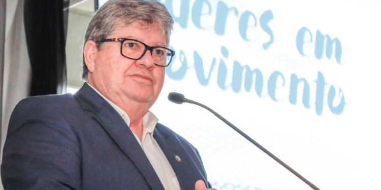 João Azevêdo prestigia evento ‘Líderes em Movimento’ do Sebrae e destaca importância do estímulo ao empreendedorismo