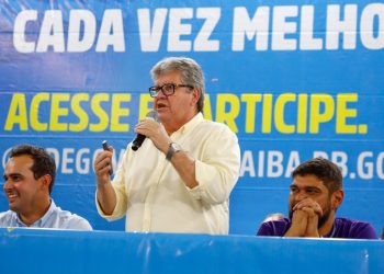 Governador participa de plenária do ODE em Pedras de Fogo, entrega benefícios e anuncia novas ações para a região